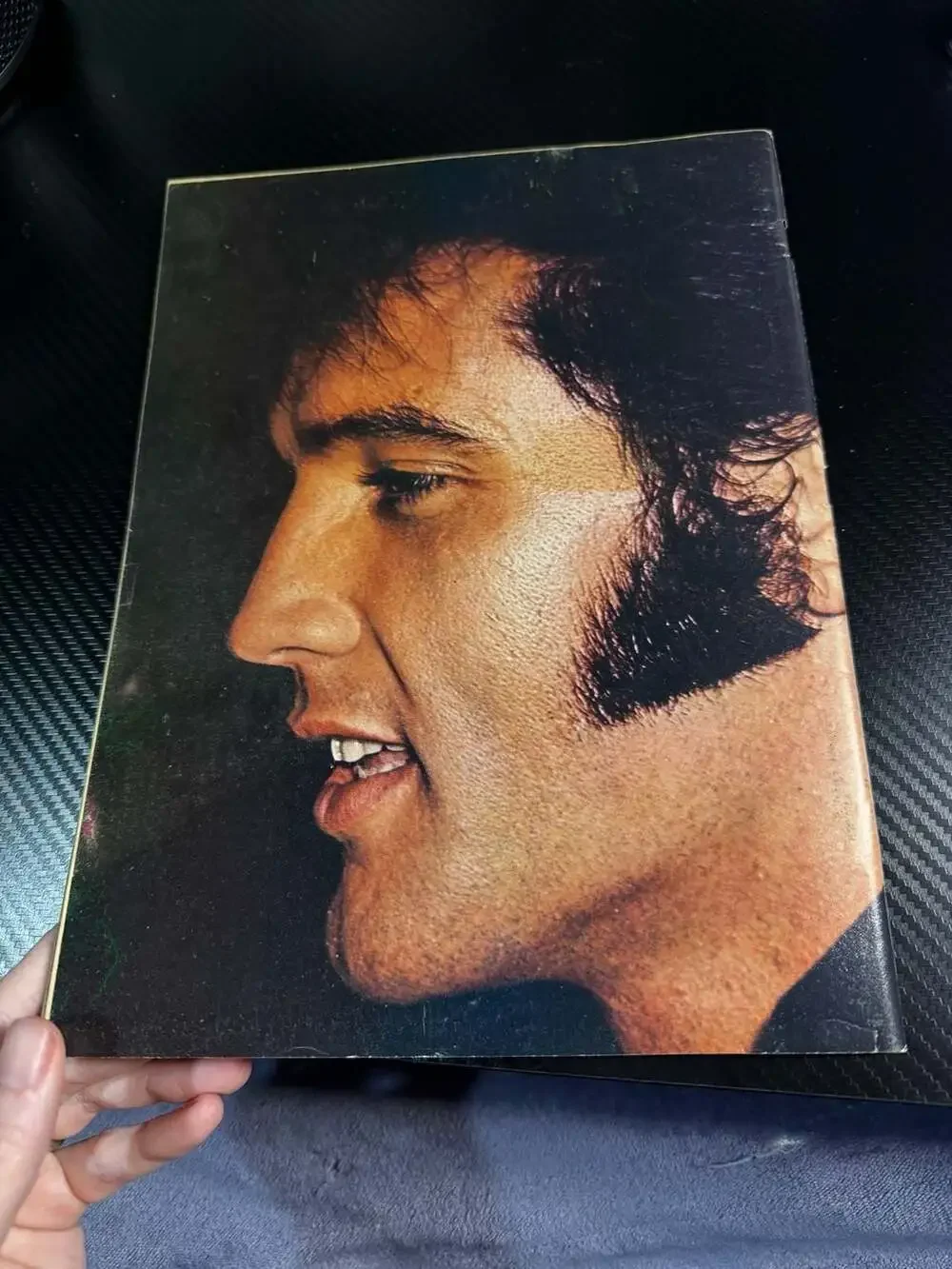 Elvis Memories Forever Collector's Edition Magazine with Giant Fold-Out Poster D